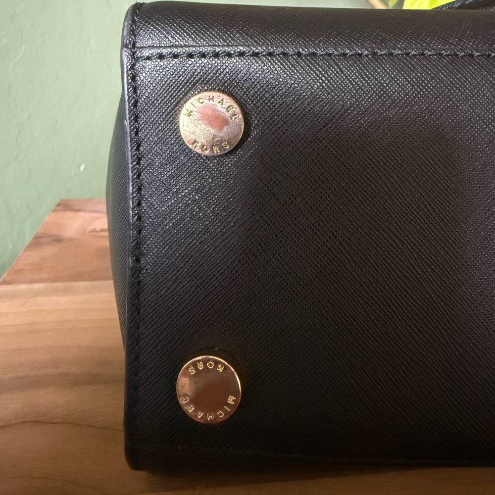 Michael Kors Selma Medium Saffiano Leather Satchel- Black & Gold - Picture 6 of 13
